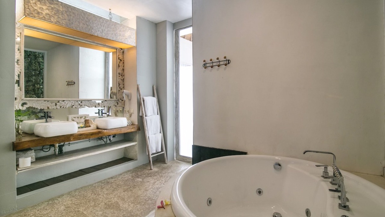 Photo of Bathroom in Pecatu