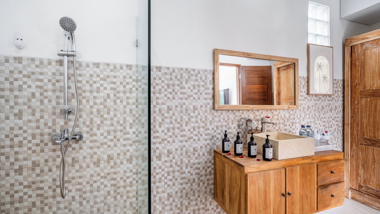 Photo of Bathroom in Legian