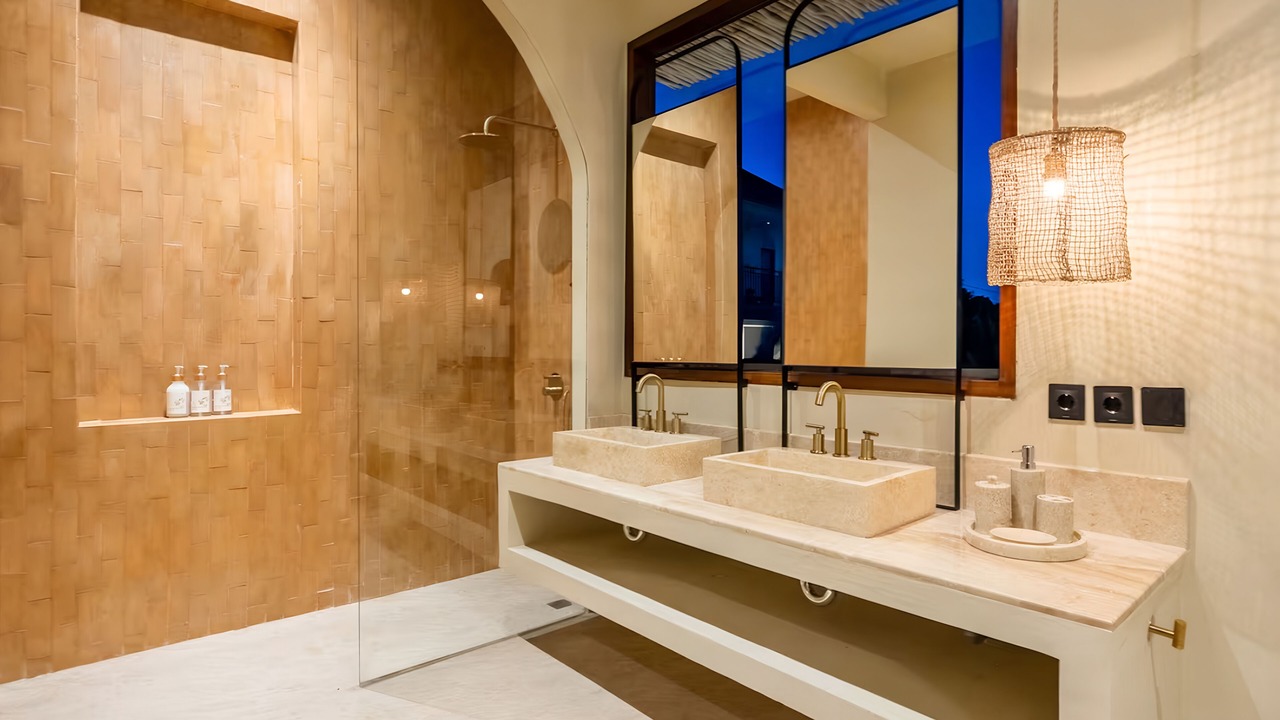 Photo of Bathroom in Pererenan