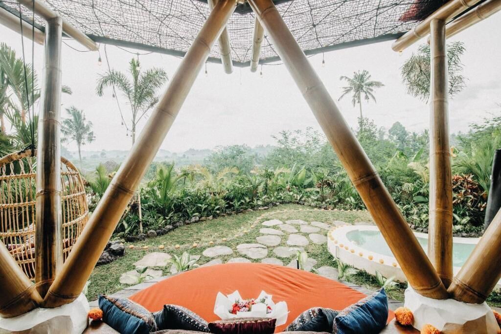 Photo of Outdoor in Selat