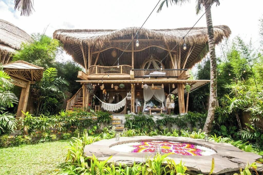 Photo of Outdoor in Selat