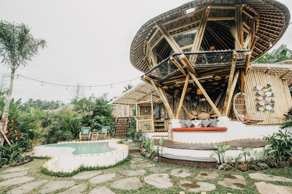 Photo of Outdoor in Selat