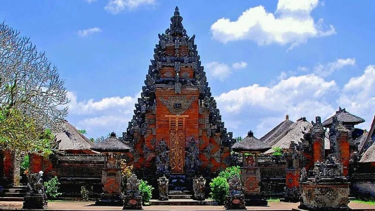 Photo of Others in Penestanan
