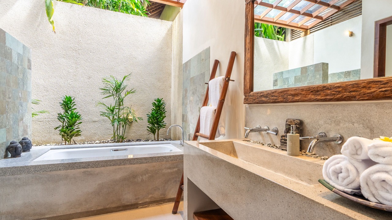 Photo of Bathroom in Pererenan