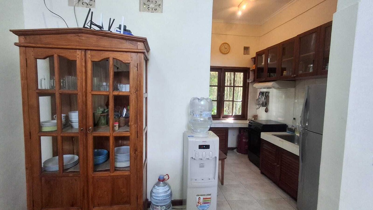 Photo of Kitchen in Banjar Semer