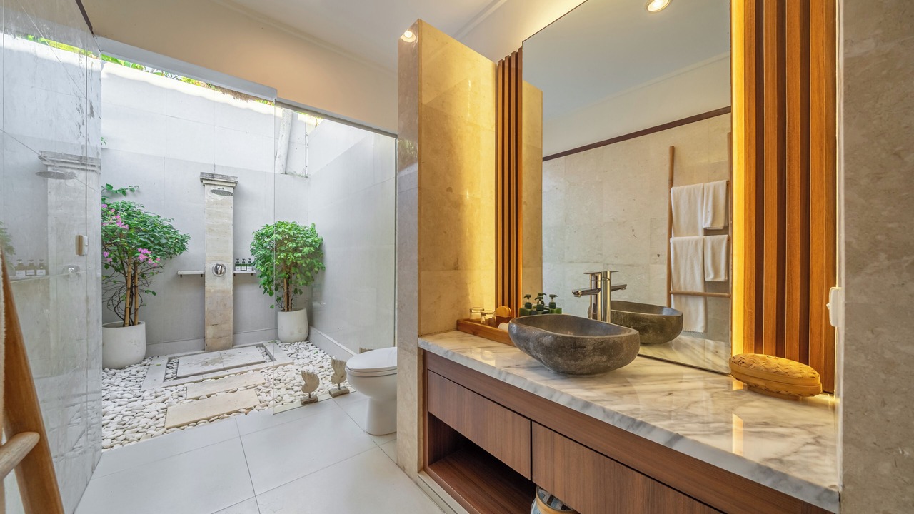 Photo of Bathroom in Dyanapura