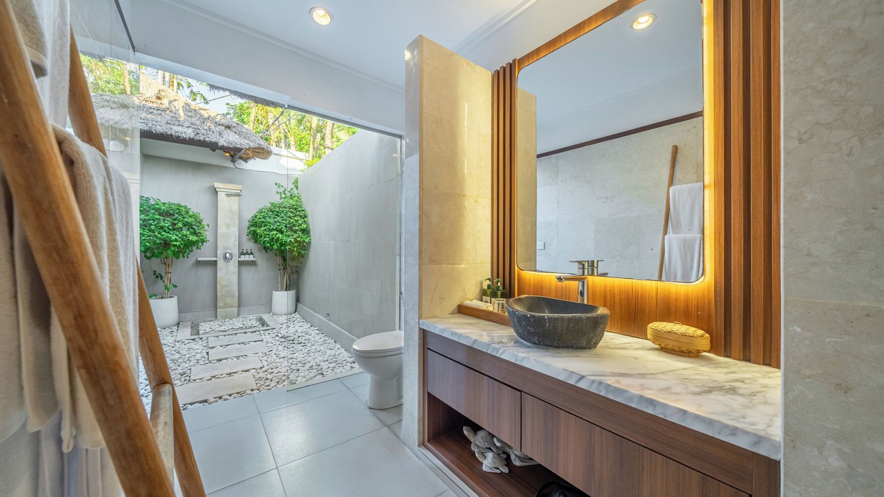 Photo of Bathroom in Dyanapura