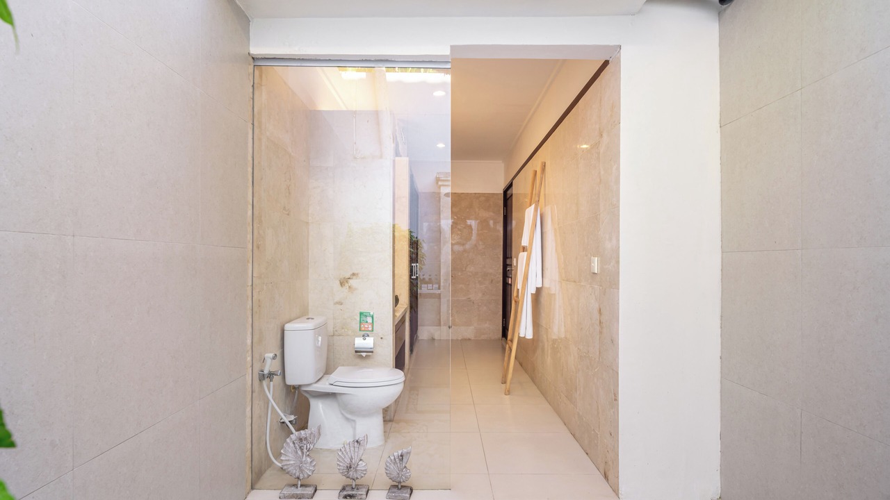 Photo of Bathroom in Dyanapura