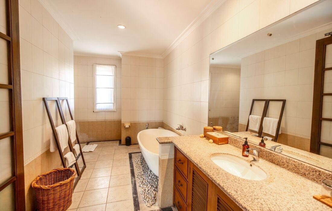 Photo of Bathroom in Petitenget