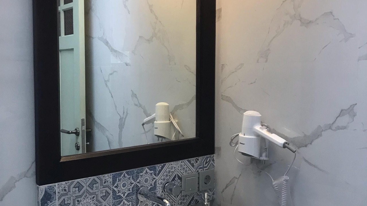 Photo of Bathroom in Gatot Subroto