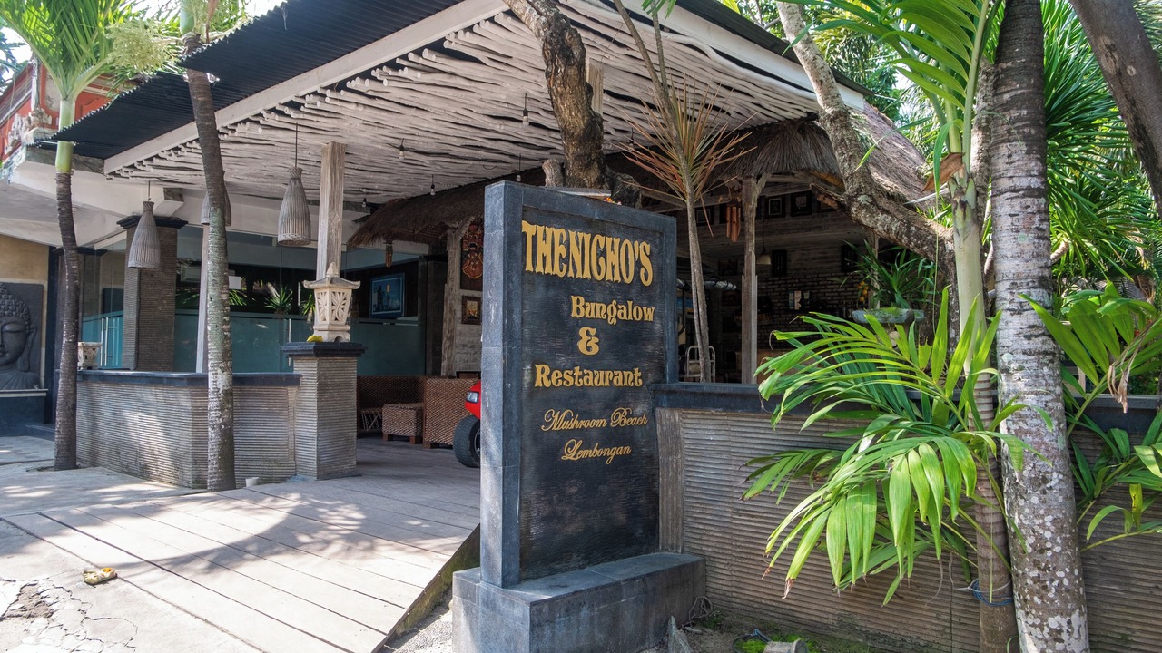 Photo of Outdoor in Mushroom Bay