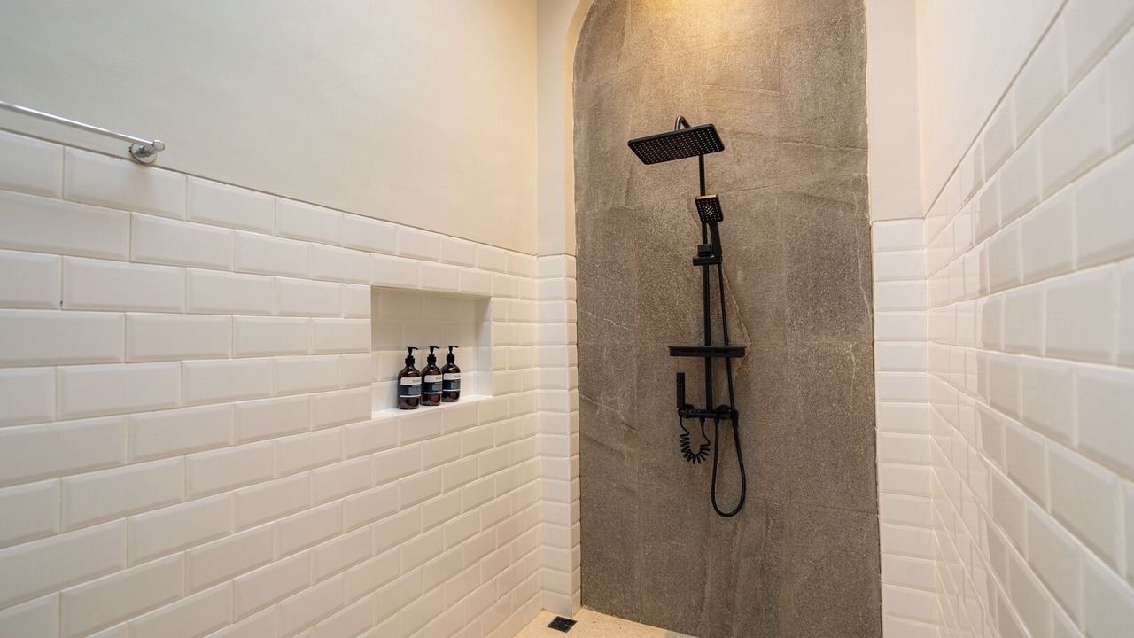 Photo of Bathroom in Singakerta