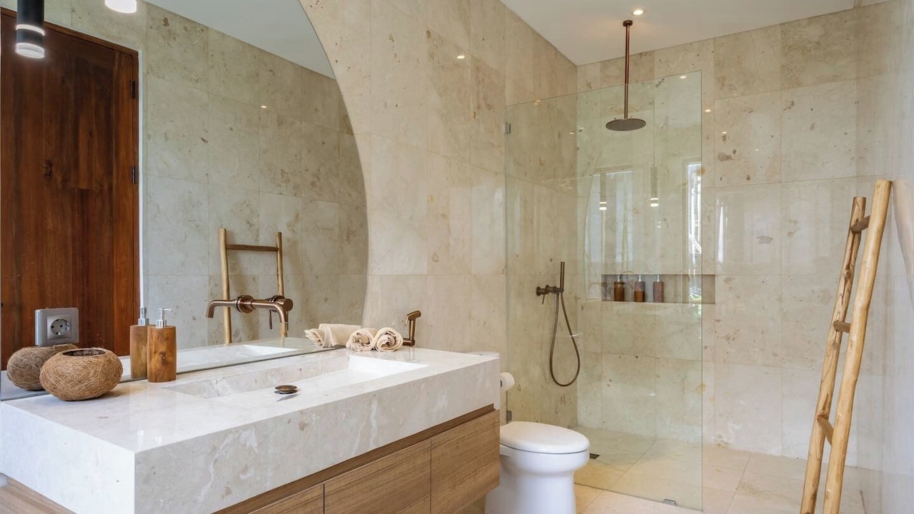 Photo of Bathroom in Cemagi