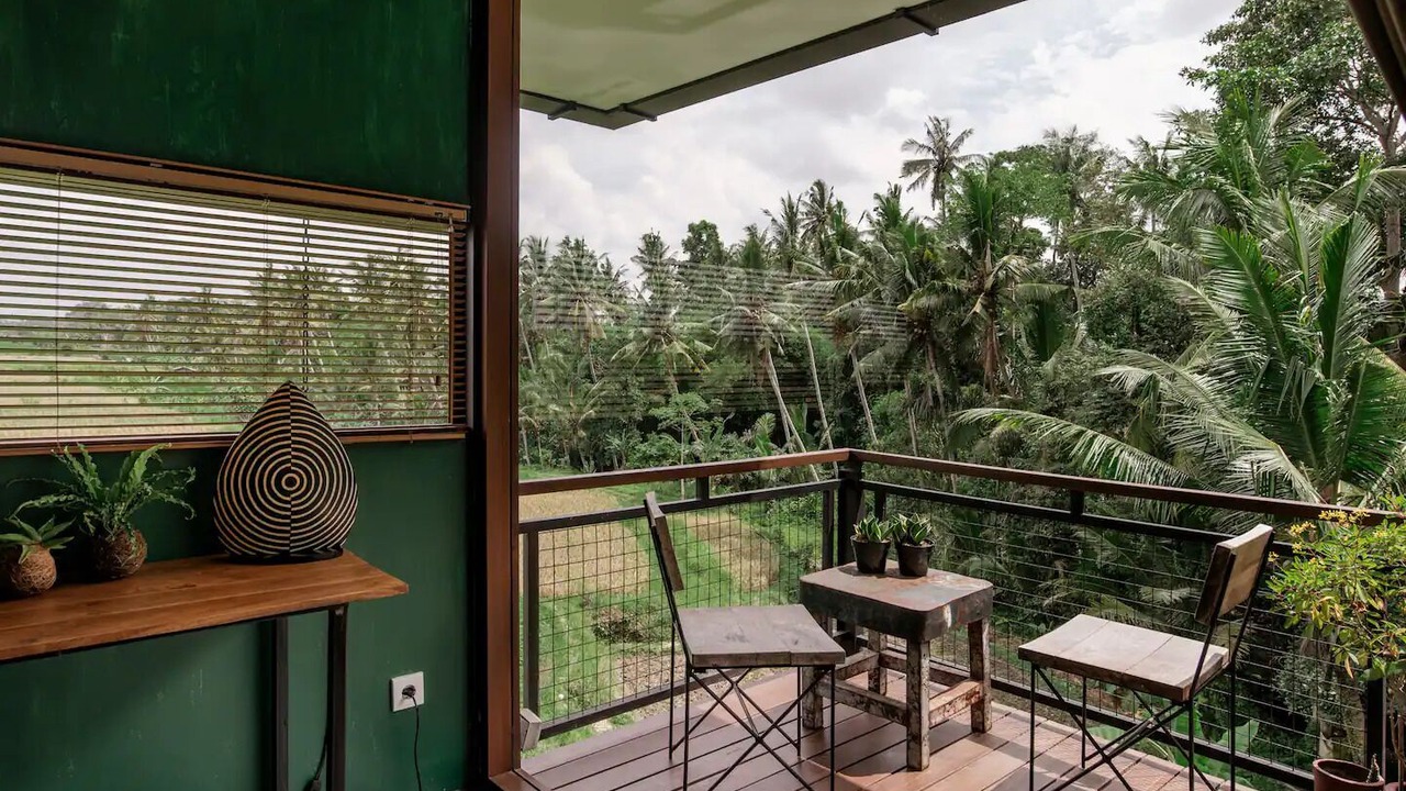 Photo of Outdoor in Mambal