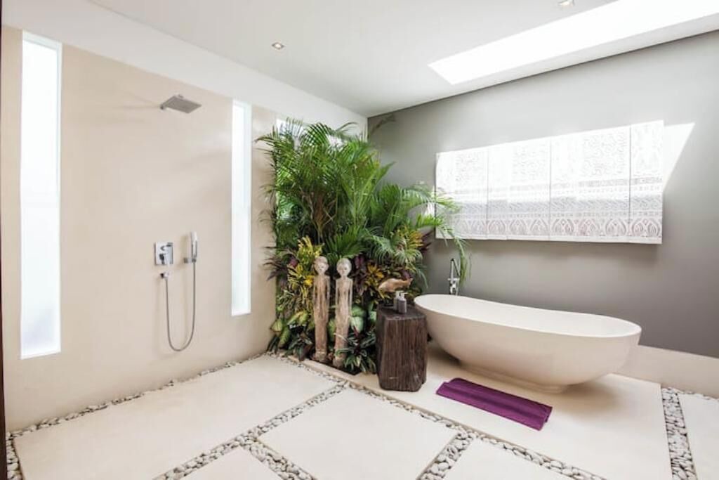 Photo of Bathroom in Sunset Road