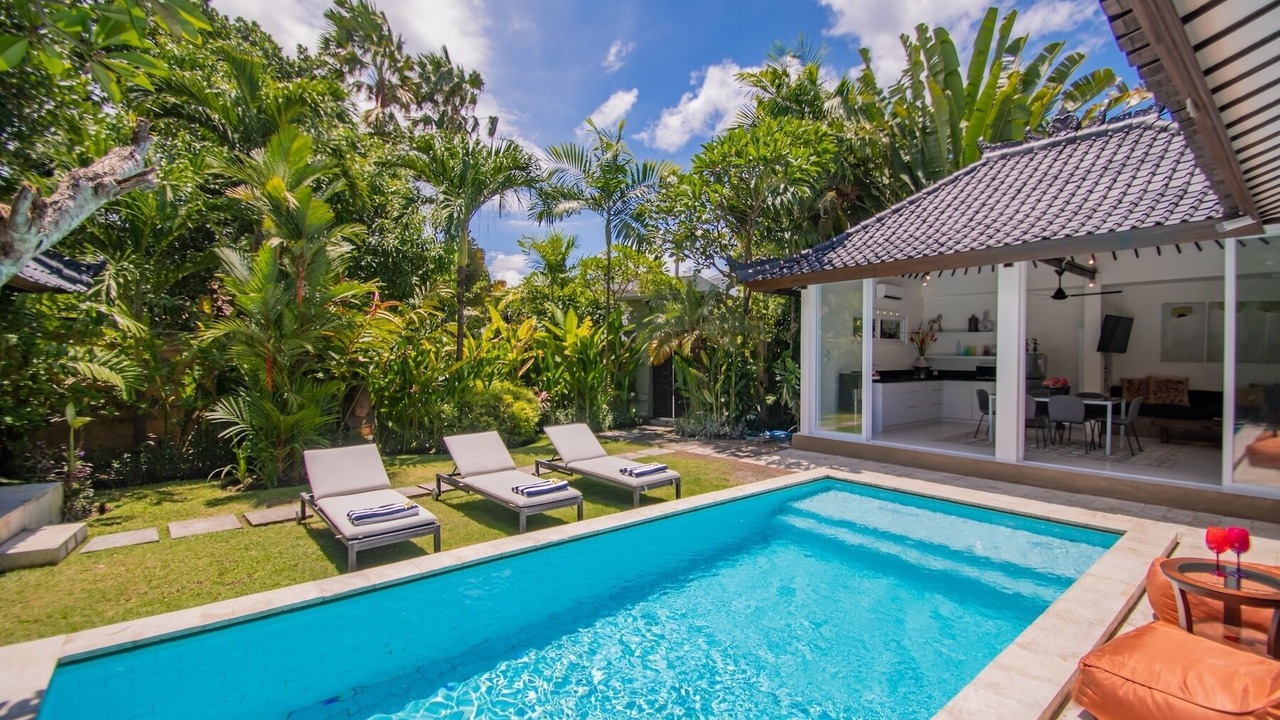 Photo of Outdoor in Sunset Road