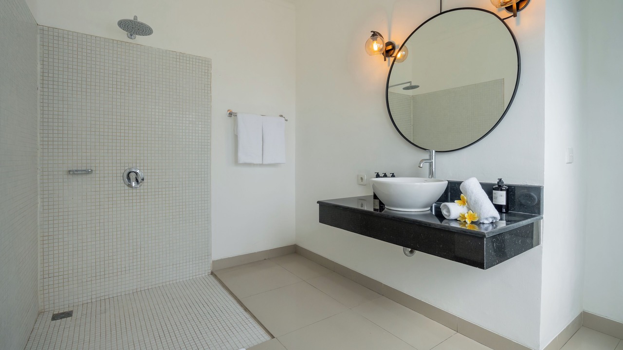Photo of Bathroom in Drupadi