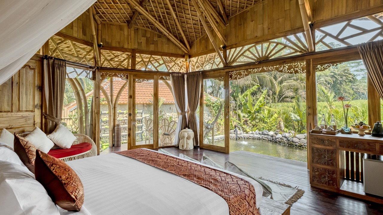Photo of Bedroom in Sambahan
