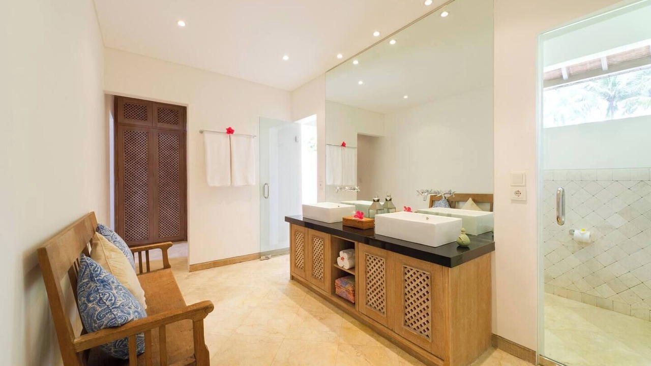 Photo of Bathroom in Candi Dasa