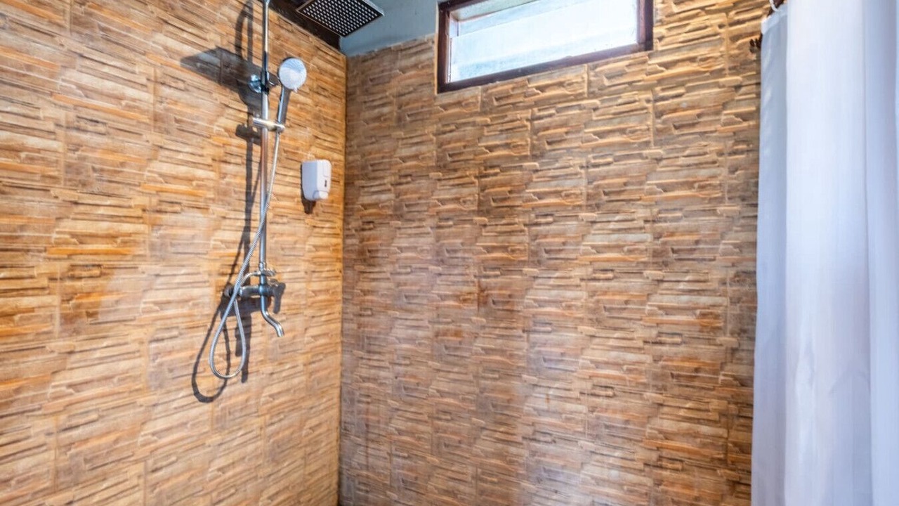 Photo of Bathroom in Singakerta