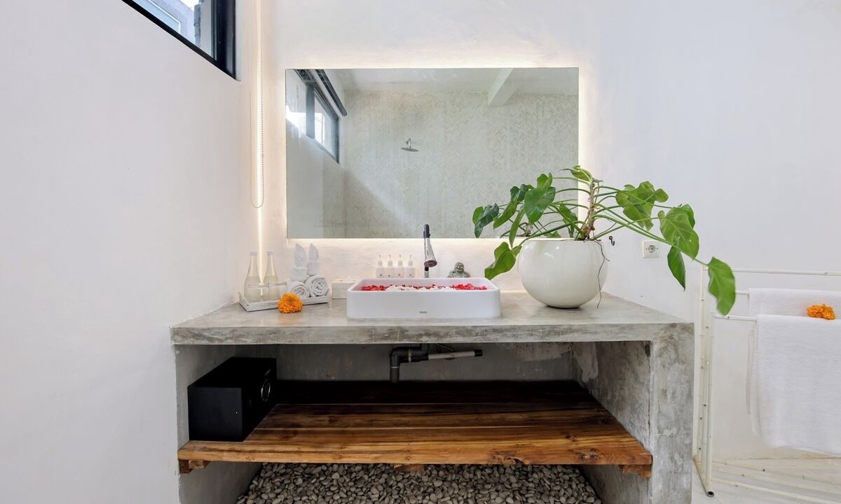 Photo of Bathroom in Dyanapura
