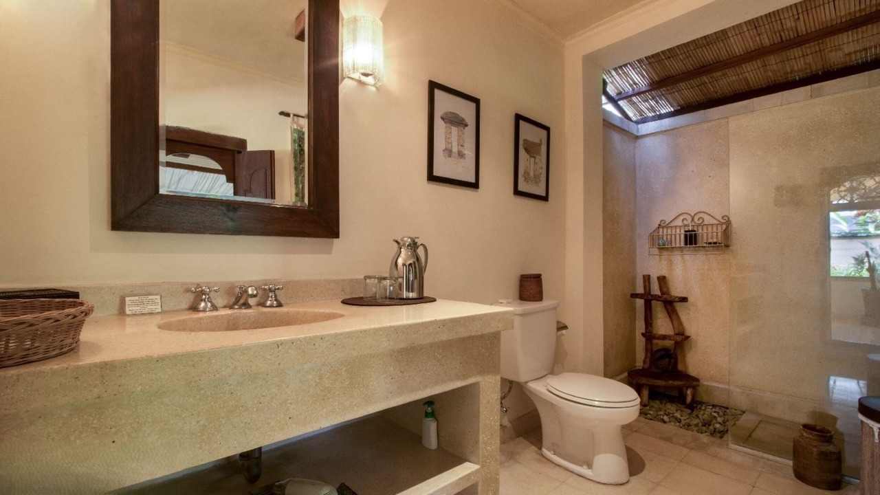 Photo of Bathroom in Sayan