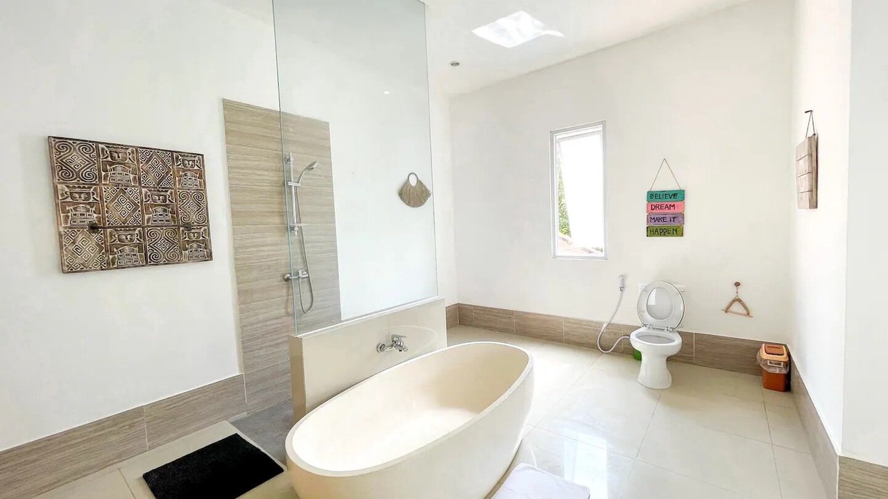 Photo of Bathroom in Dyanapura