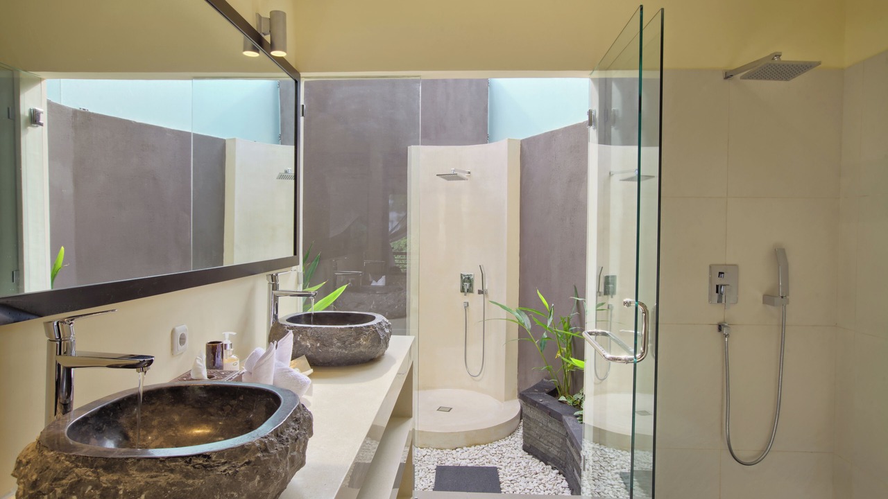 Photo of Bathroom in Kalibukbuk