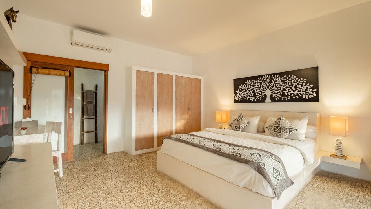 Photo of Bedroom in Sunset Road