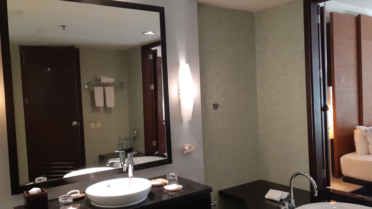 Photo of Bathroom in Mumbul
