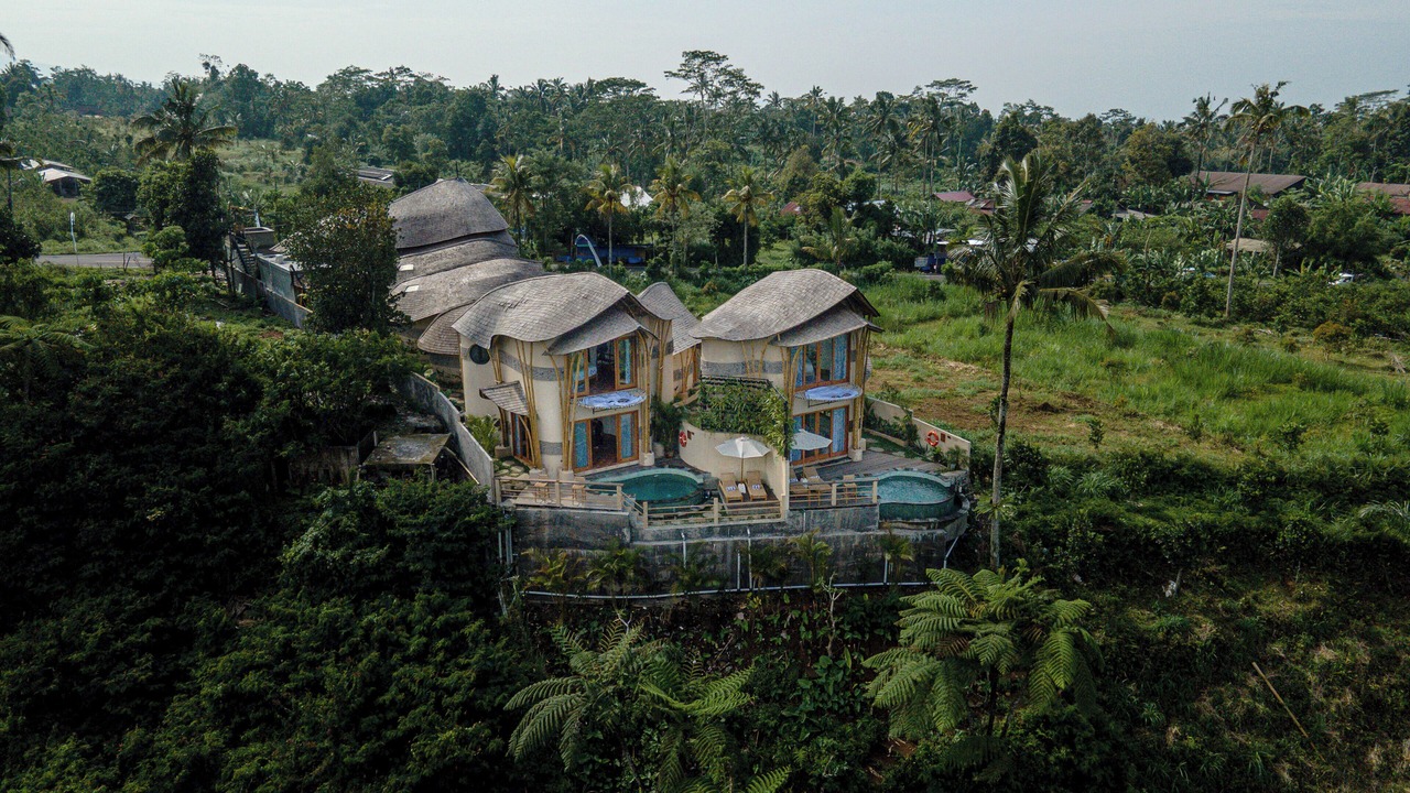 Photo of Others in Susut