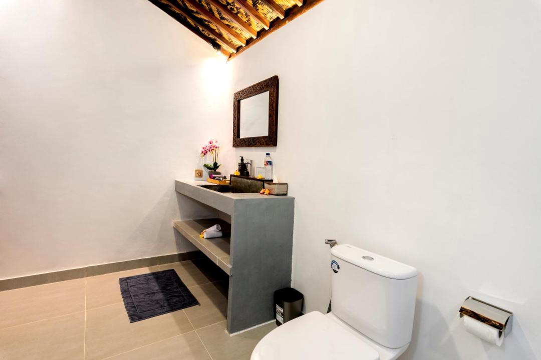 Photo of Bathroom in Taro