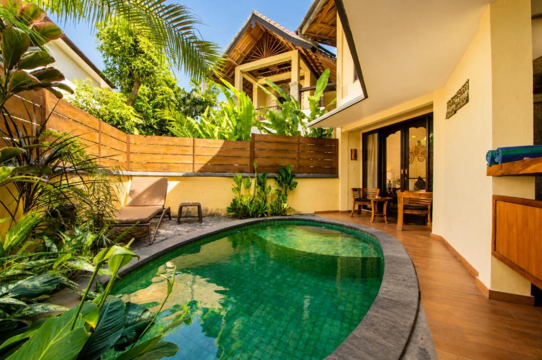 Photo of Others in Petitenget