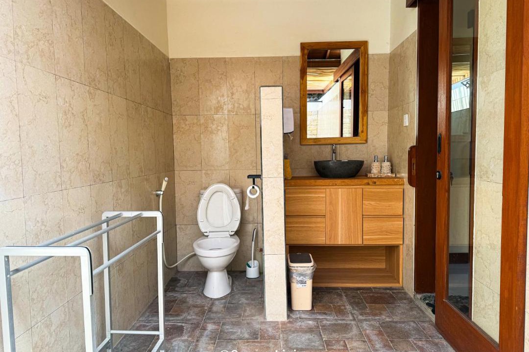Photo of Bathroom in Suraberata