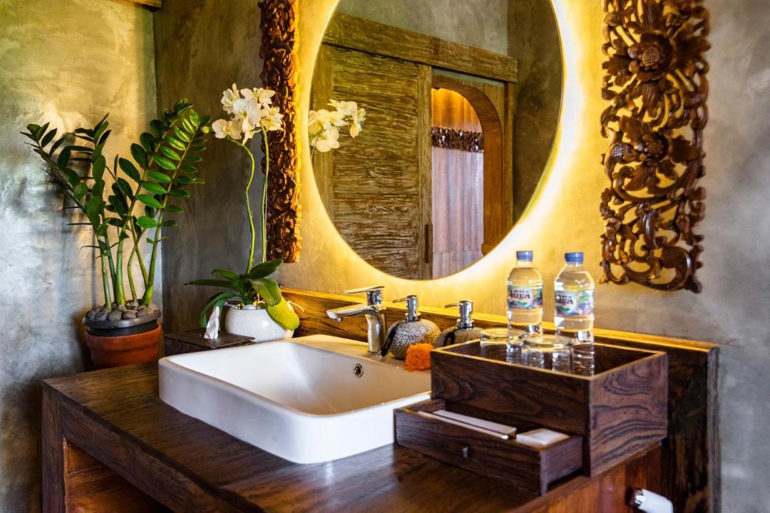 Photo of Bathroom in Taro