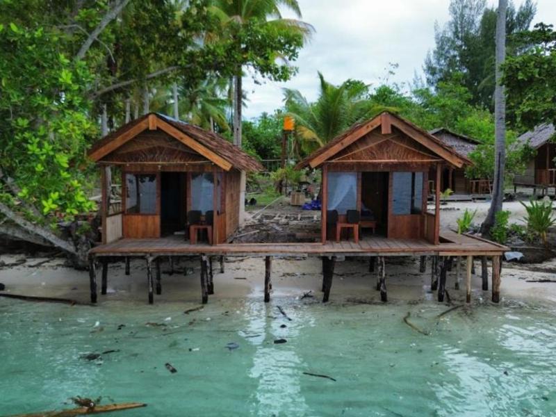 Photo of Others in Pulau Fam