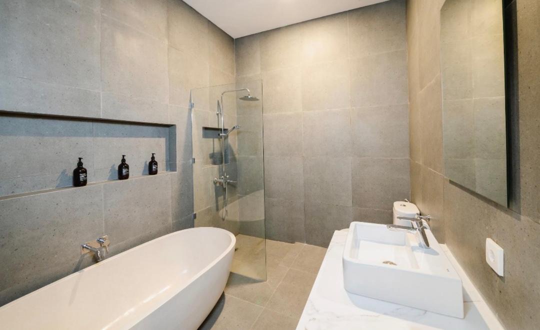 Photo of Bathroom in Kampial