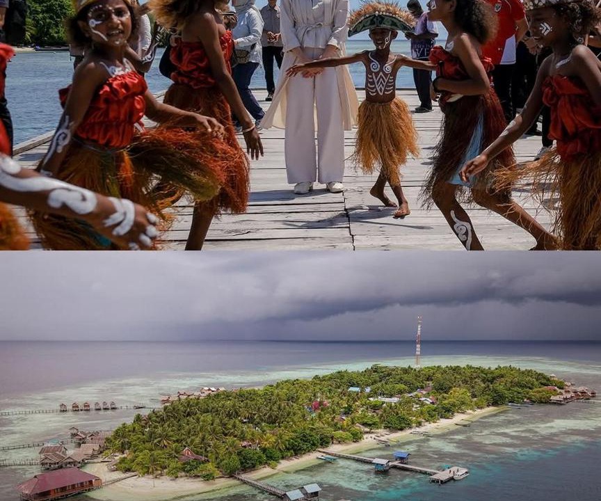 Photo of Human In Picture in Raja Ampat