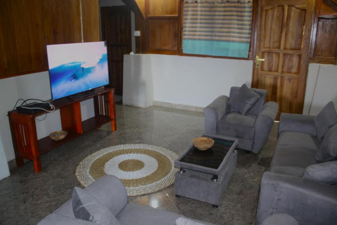 Photo of Livingroom in Hu'u