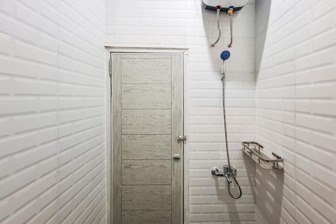 Photo of Bathroom in West Semarang