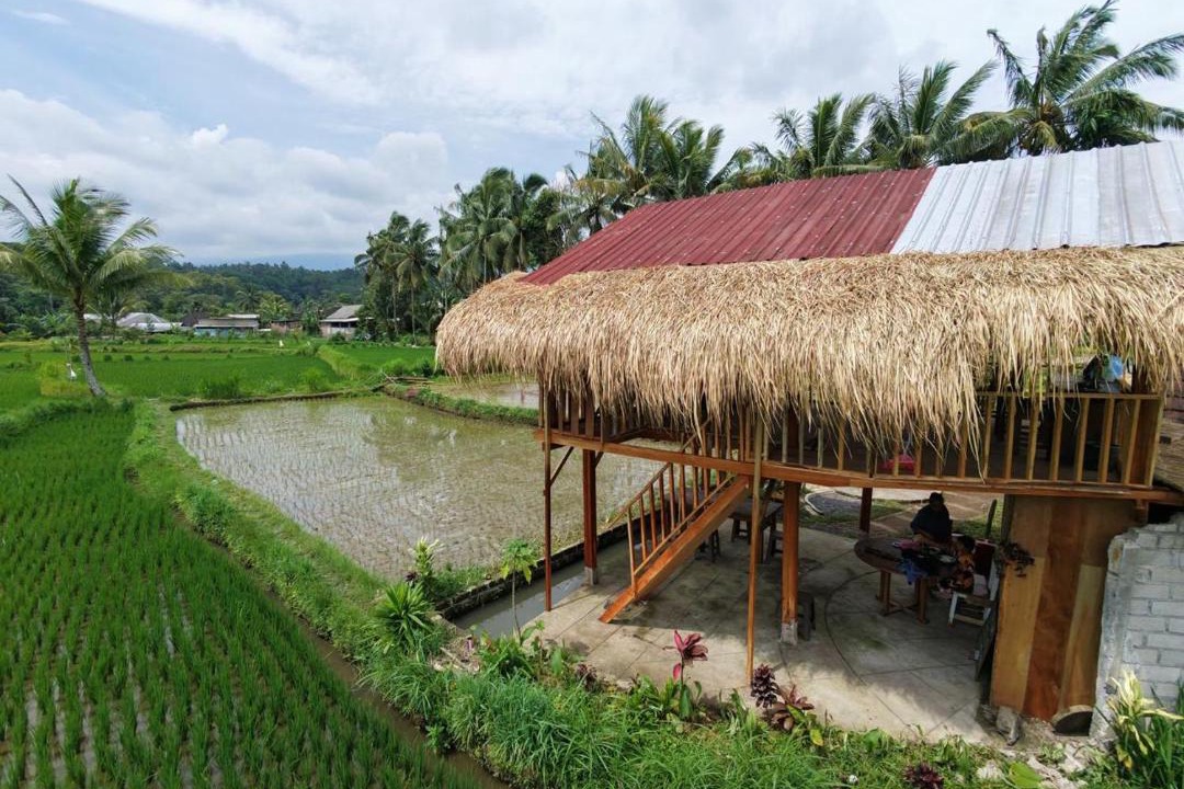 Photo of Others in Tetebatu