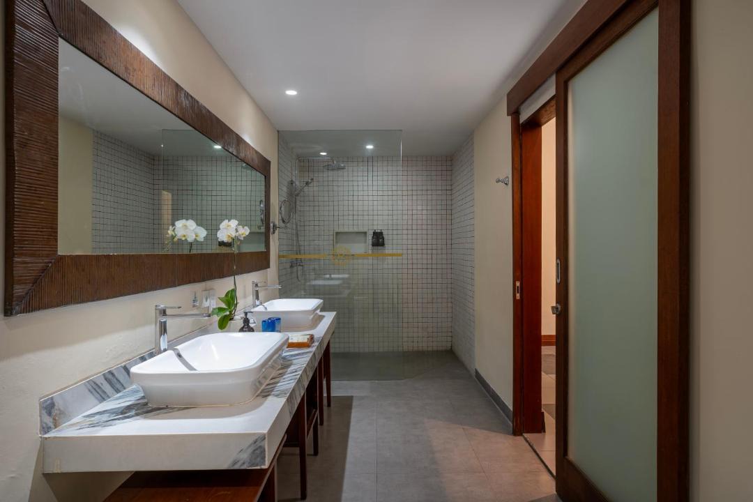 Photo of Bathroom in Petitenget