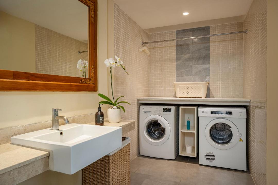 Photo of Bathroom in Petitenget