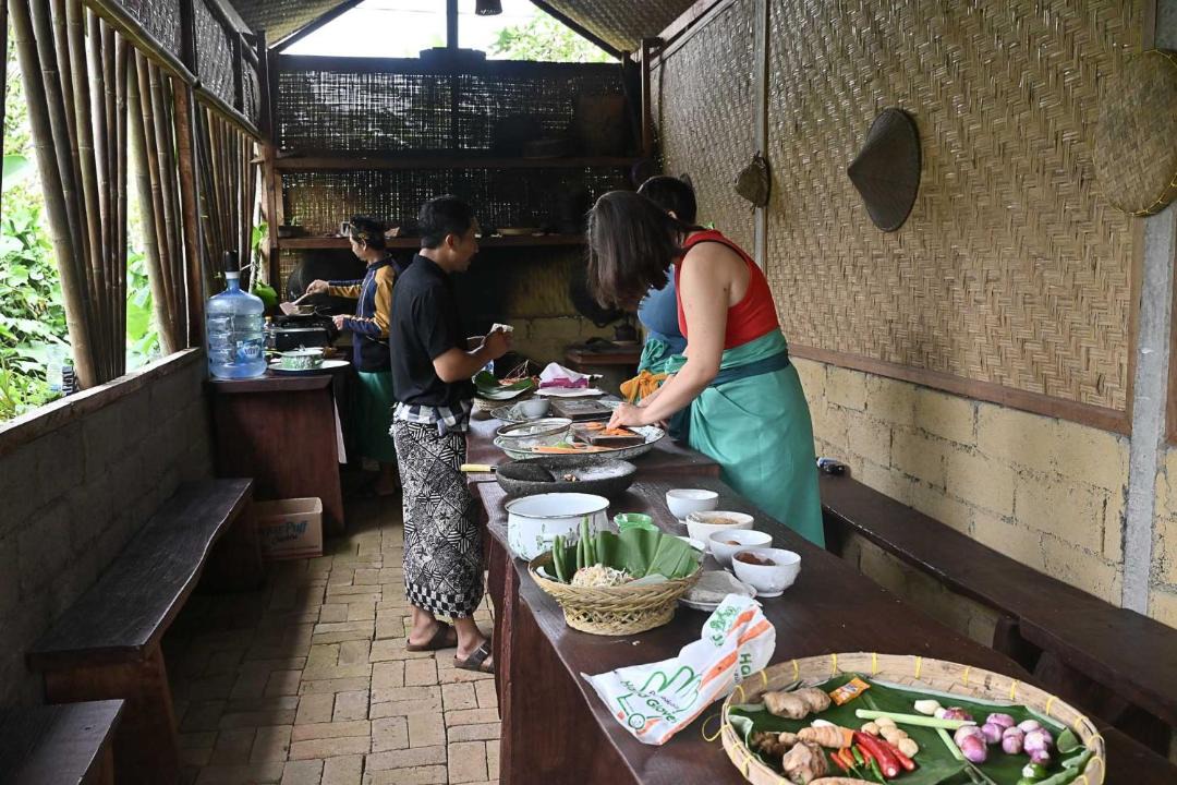 Photo of Others in Munduk