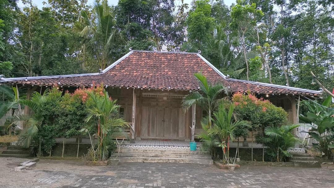 Photo of Others in Muntuk