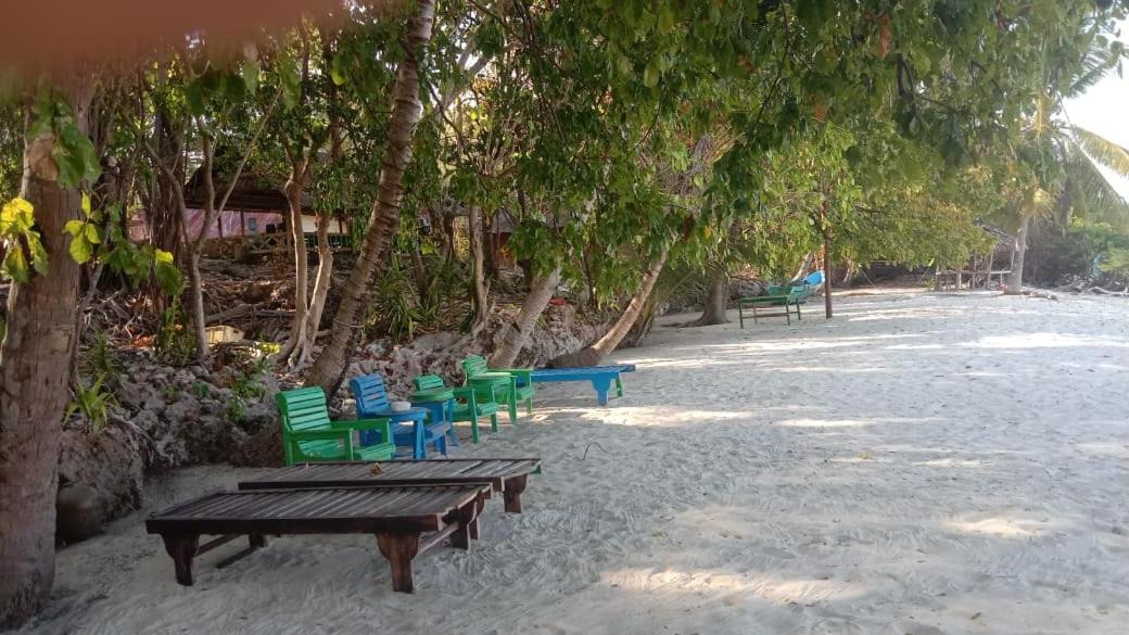 Photo of Others in Hoga Island