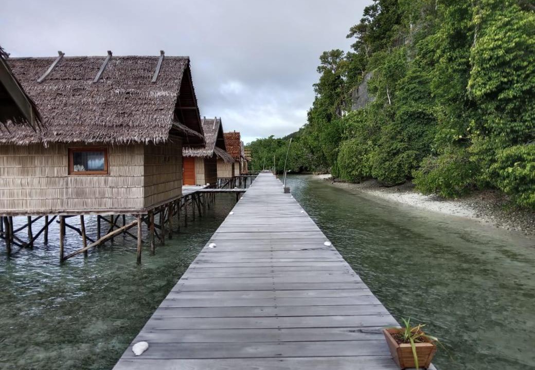 Photo of Others in Mansuar Island