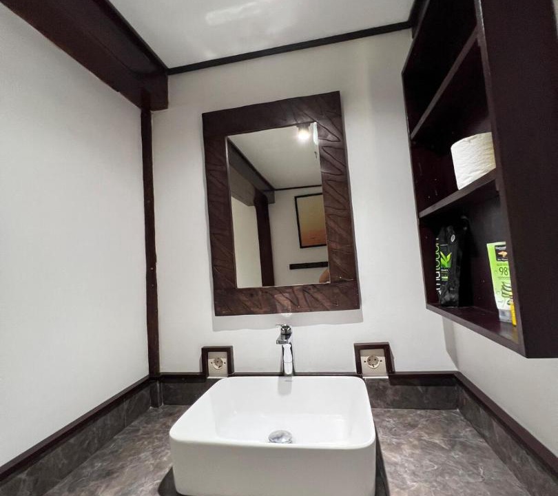 Photo of Bathroom in Hu'u