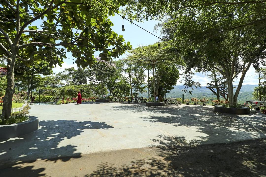 Photo of Others in Rendeh