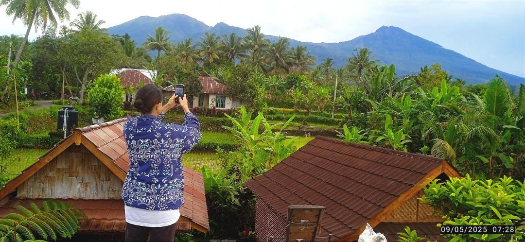 Photo of Others in Tetebatu